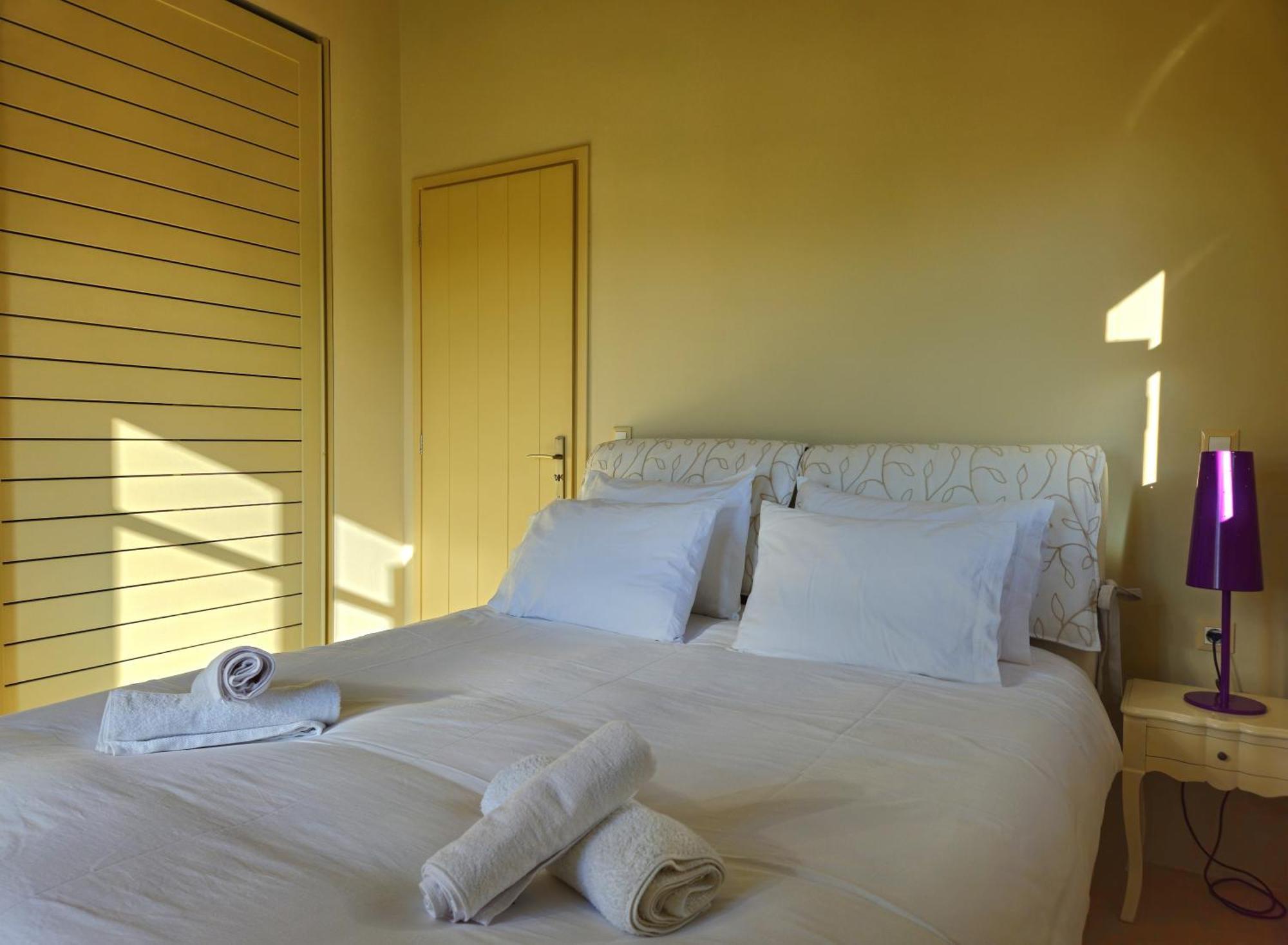 Mary'S Luxury Apartment Plytra 1 מראה חיצוני תמונה